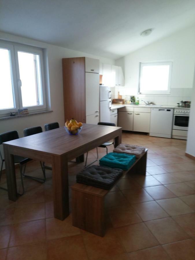 וינקורן Apartment Bella מראה חיצוני תמונה