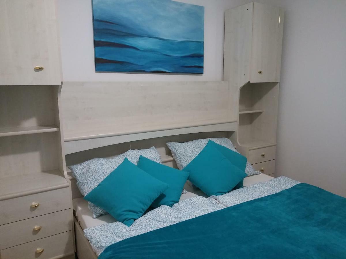 וינקורן Apartment Bella מראה חיצוני תמונה
